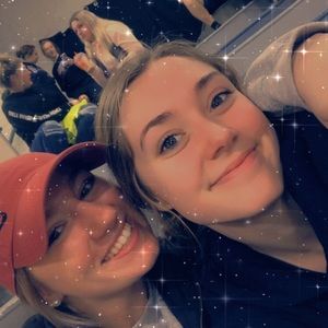 Meet your Posher, Elyse